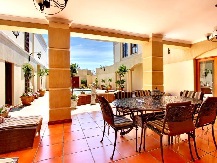 Casa Mia Guesthouse Table View Exterior photo